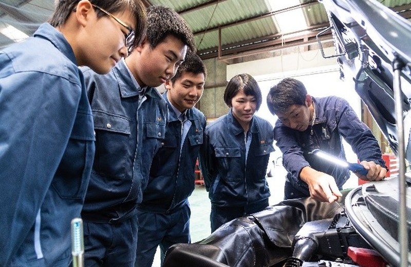 自動車整備の学習
