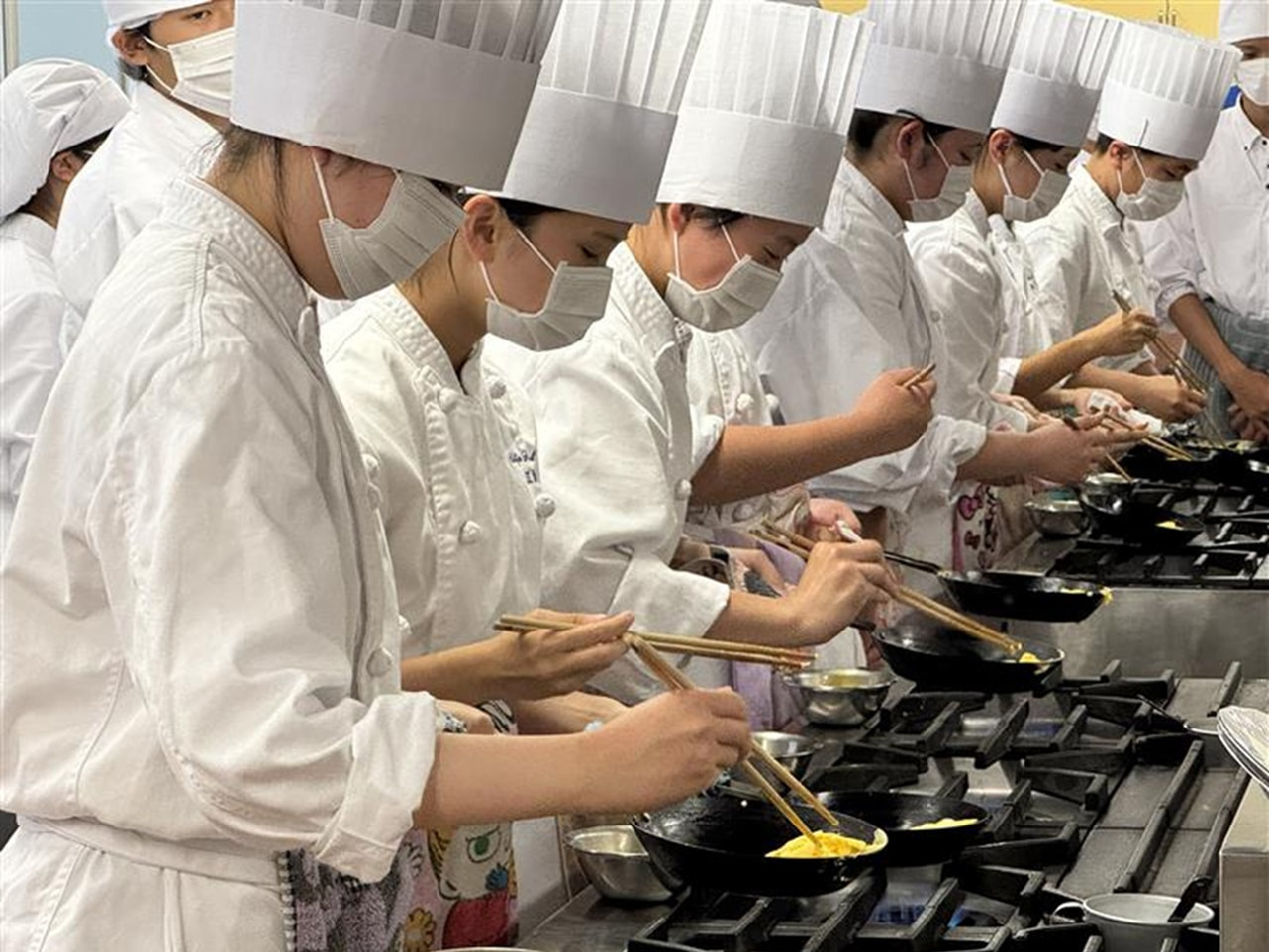 家庭科の授業の様子